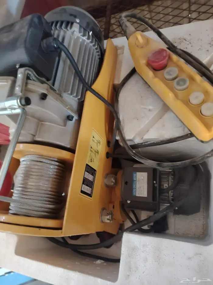 Electric Hoist 1