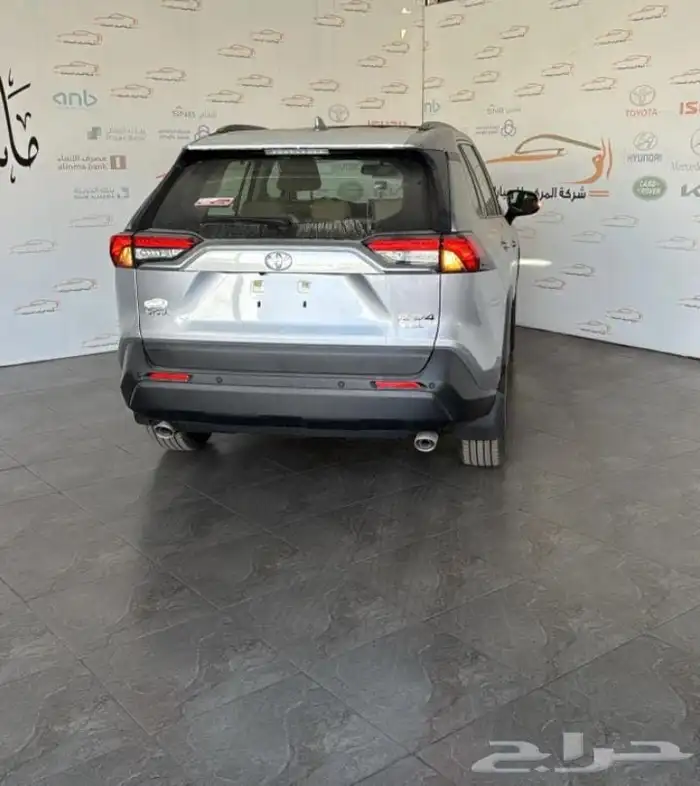 Toyota RAV4 Saudi Double XLi 18inch rims Model 2025 12