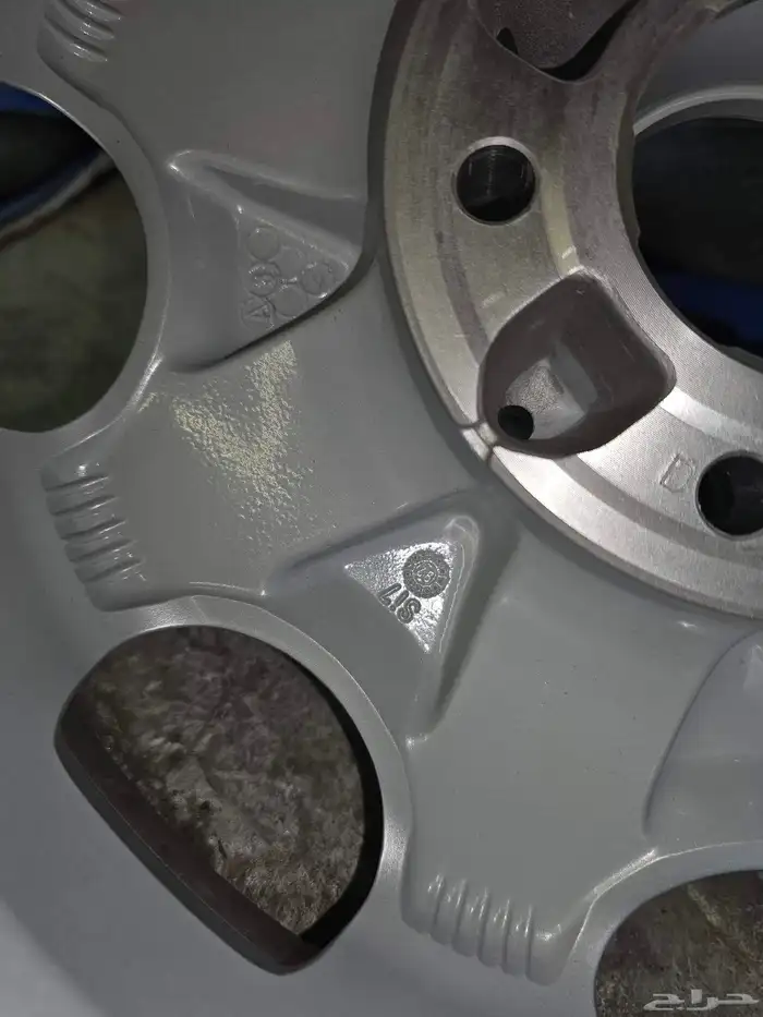 جنوط مرسيدس بنز W124 فرخ الشبح 2