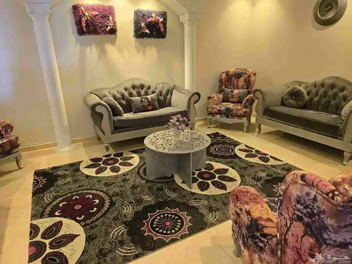 Beautiful 11seater sofa set with curtains 4