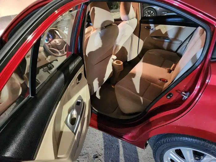 تويوتا يارس 2016 2