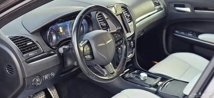 كرايزلر S300 2021 فل كامل V6 12