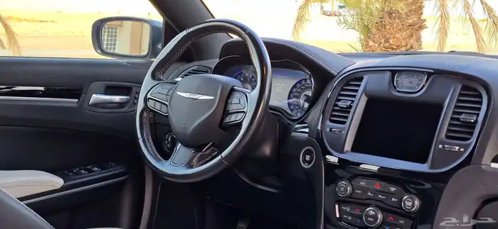 كرايزلر S300 2021 فل كامل V6 27