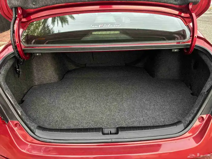 للبيع هوندا اكورد 2018 15