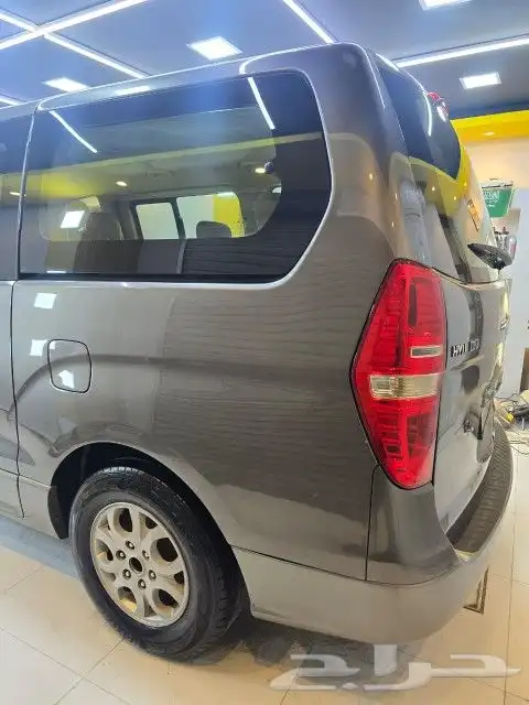 هونداي H1 موديل 2012 بحالة جيدة جدا 9 ركاب 5