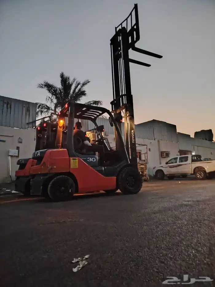 سيزر لفت للايجار رافعه 4