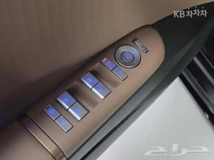 هيونداي ازيرا كالجرافي موديل 2023  استيراد كوريا 17