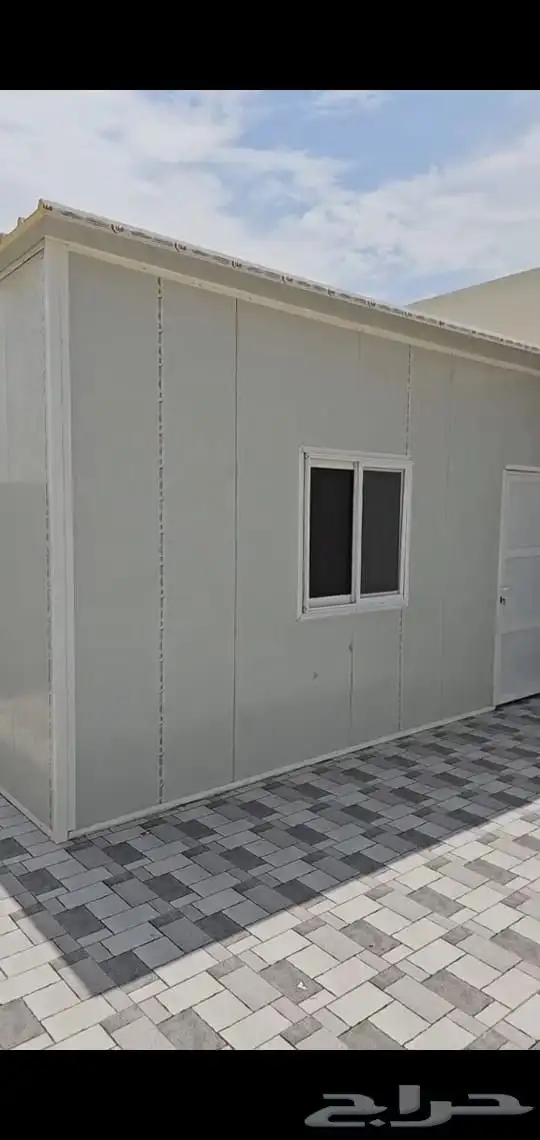 Installation of Sandwich Panels Shelters and Hangars 1