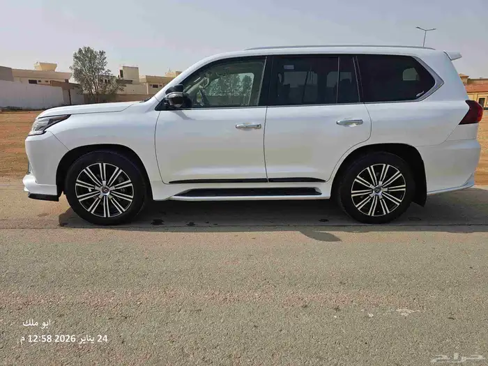 Lexus LX570 SUV Model 2021 Full Option First Owner 1