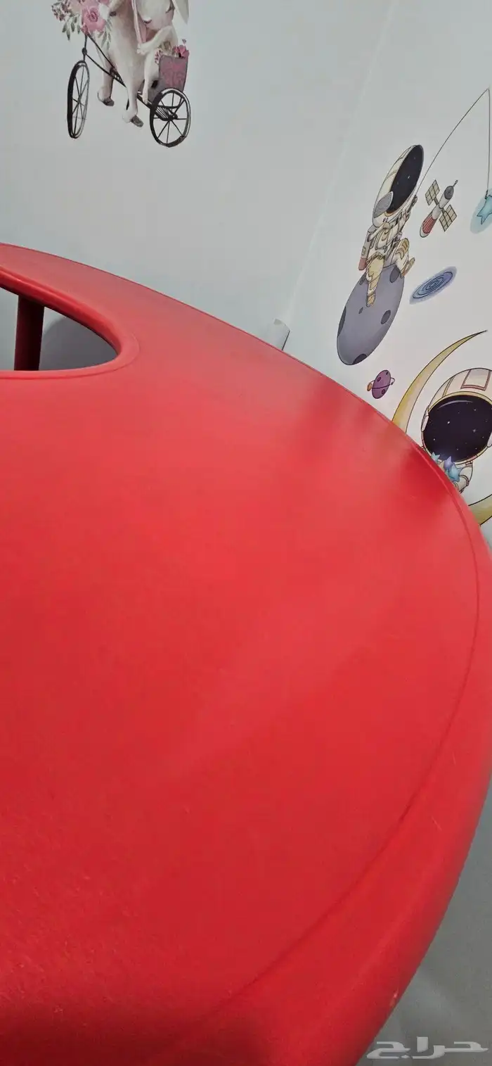 Two semiround tables almost new 2