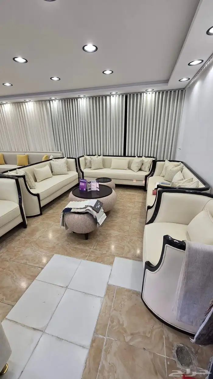 Readymade or custommade sofas 4