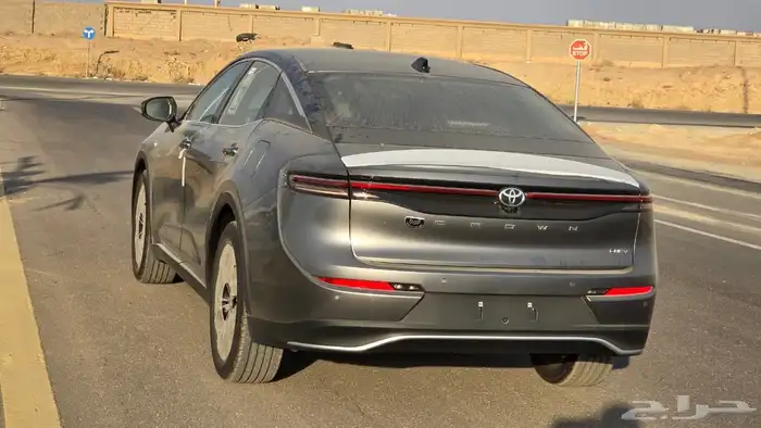 تويوتا كراون 2026 5