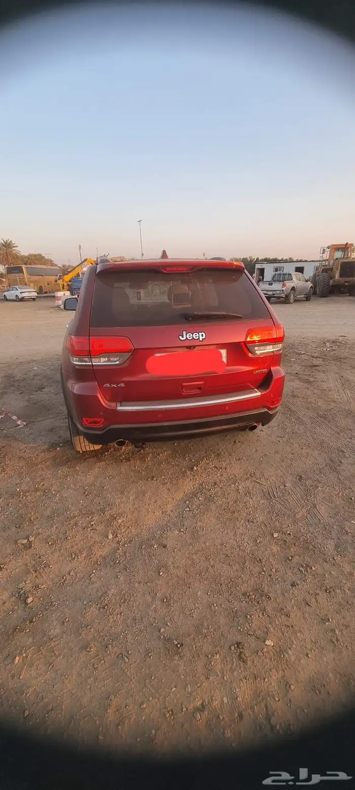 جراند شيروكي ليميتد v8 4