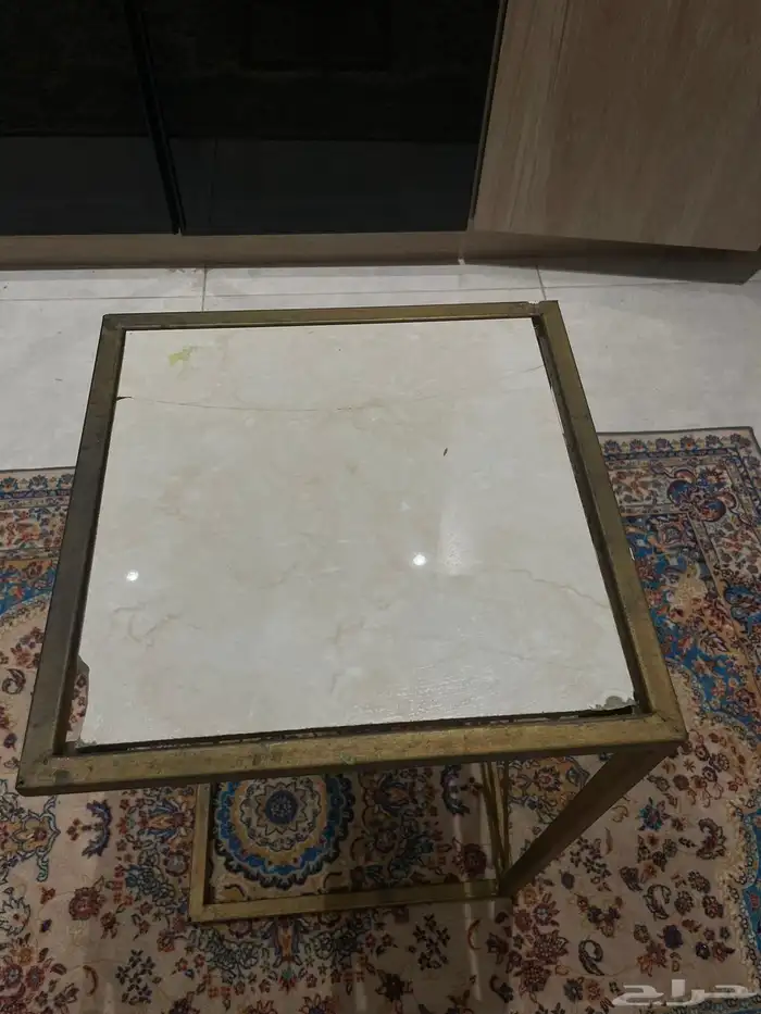 كنب متصل معا طاولات 3
