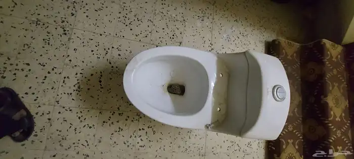 قاعدة حمام افرنجي. السيفون شغال كويس 1