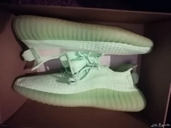 Adidas Yeezy Boost New Vietnamese Size 42 1
