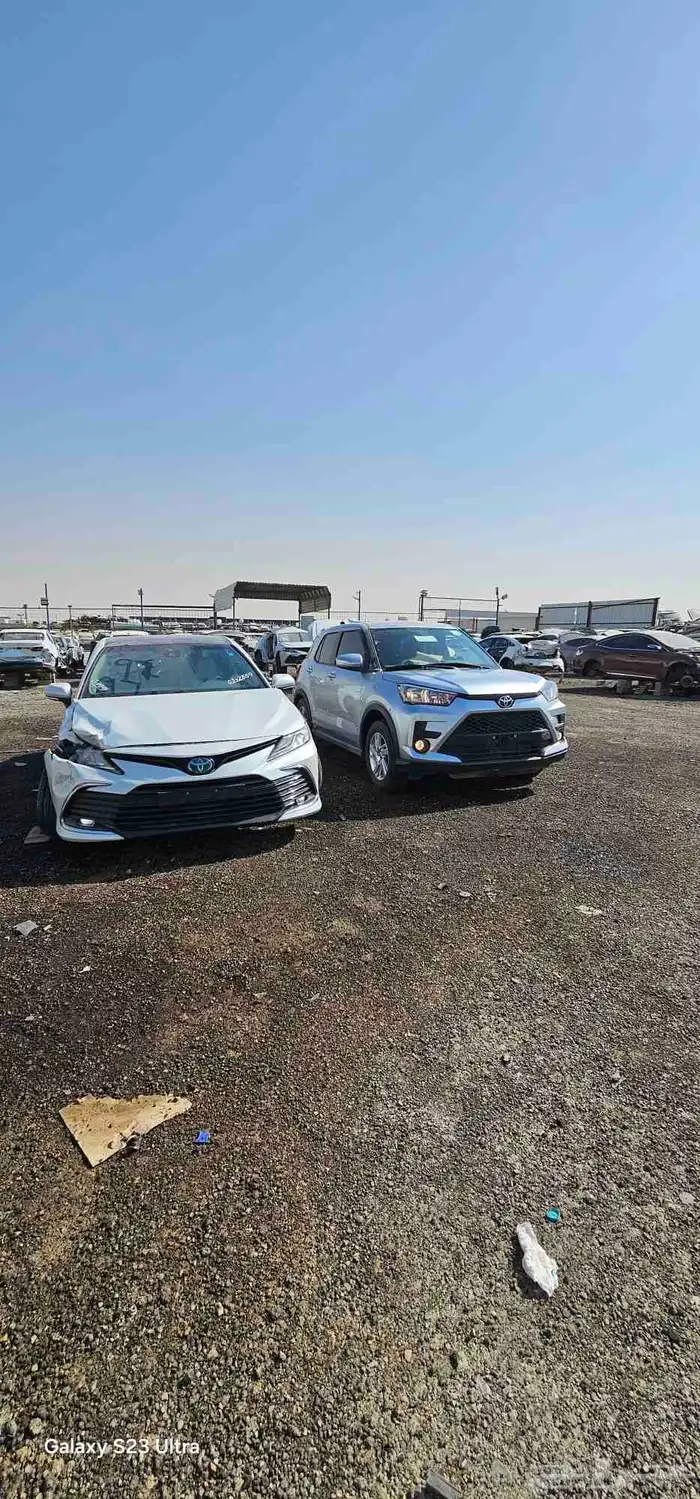 كامري كورلا يارس افلون قطع غيار تشليح مصدوم 2023 9