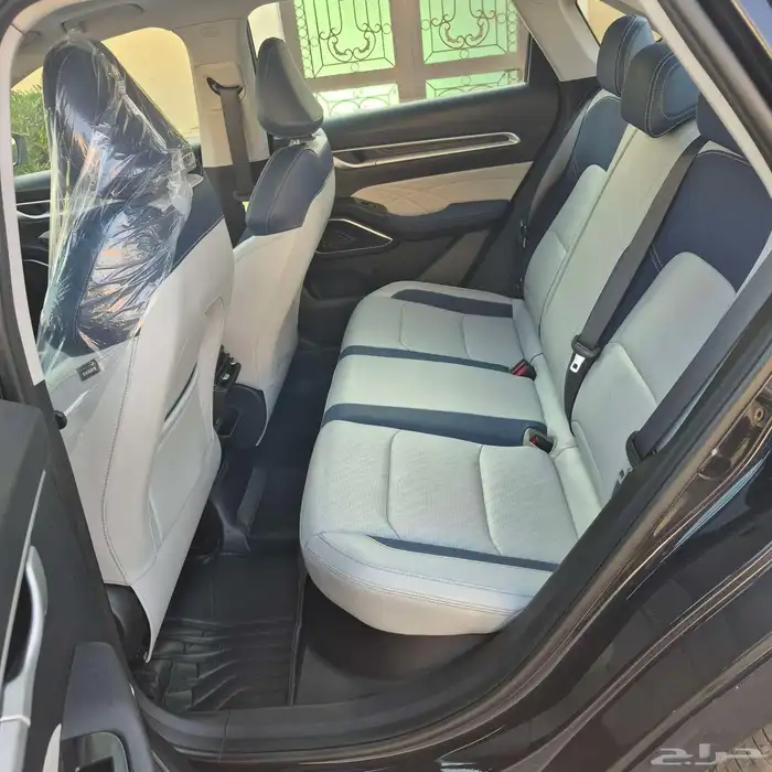 جيلي ام جراند فل كامل 2023 8