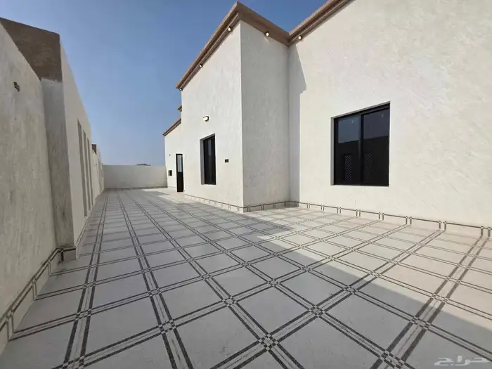 ملحق تمليك في بطحاء قريش بمساحة كبيرة 250 متر وتشطيب عصري 1