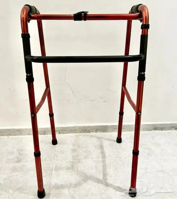 للبيع افياش كهرب جداريه شغاله كميرا ومشاية كبار سن سررين نوم 3