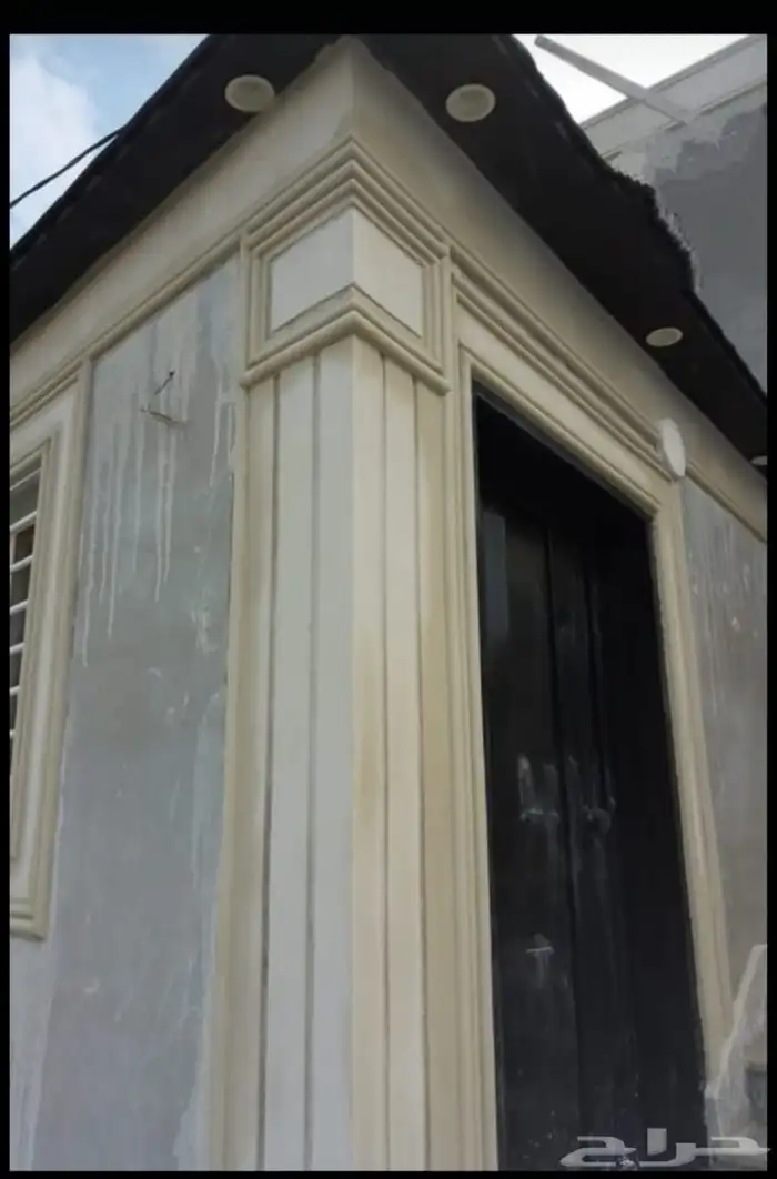 An alternative to stone eliminates the need for plaster and 7