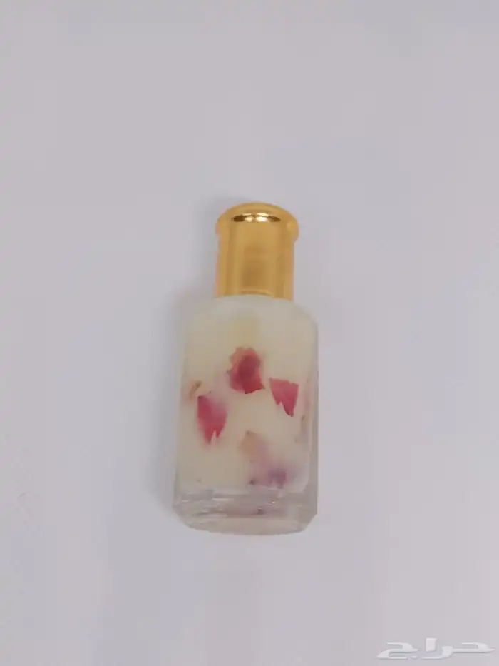 مسك رمضان الفاتن مع بتلات الورد العطرية 3