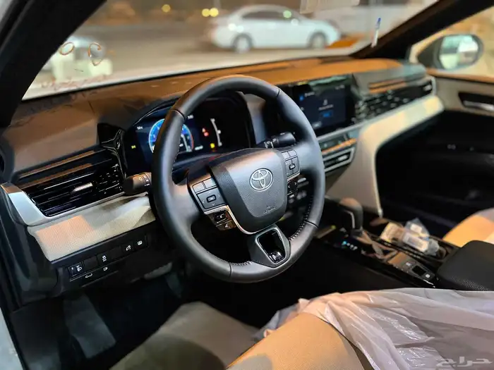 تويوتا كامري بنزين LE 2026 19