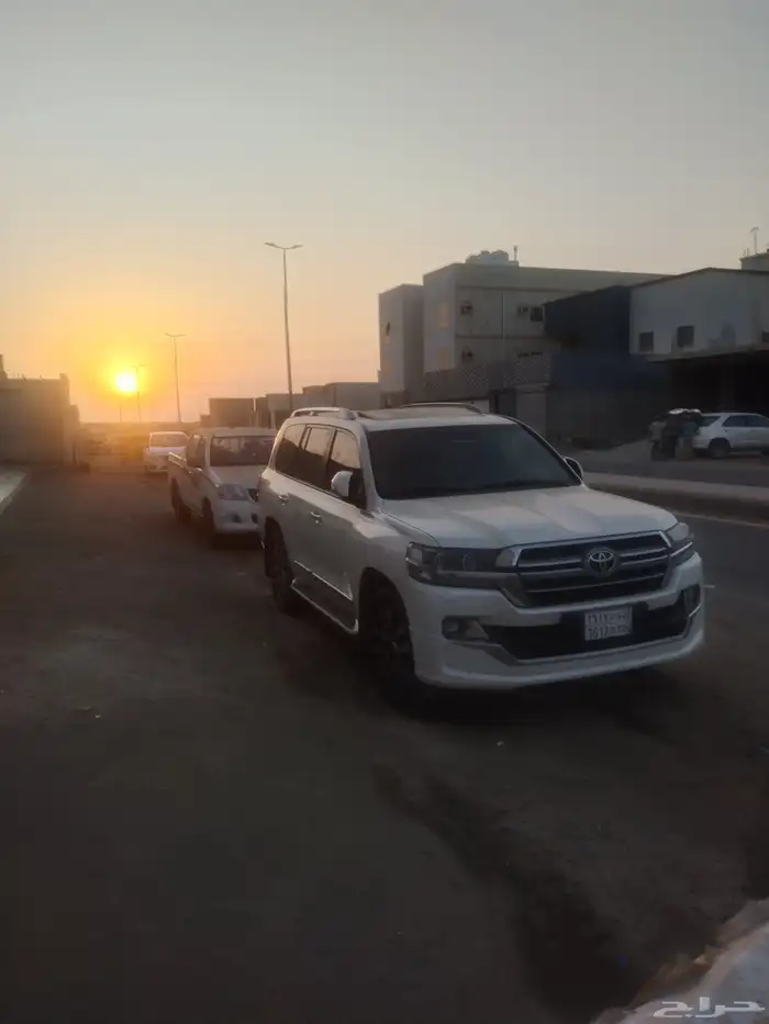 للبيع الموتر طالع من الوكاله استخدام شخصي فقط السعر 200 000 3