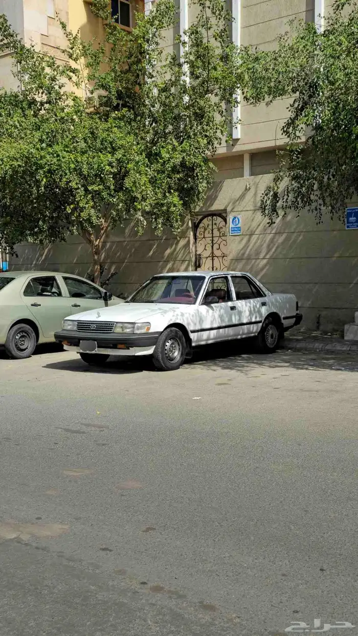 للبيع تويوتا كرسيدا موديل 1996م مالك أول من الوكالة 4