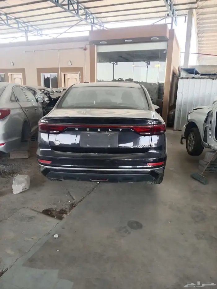 قطع غيار مستعمله تشليح السلي 4