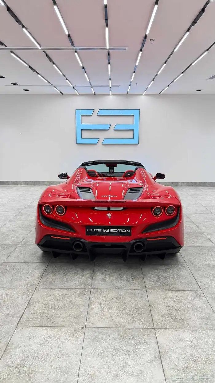 Ferrari F8 Spider 2022 8