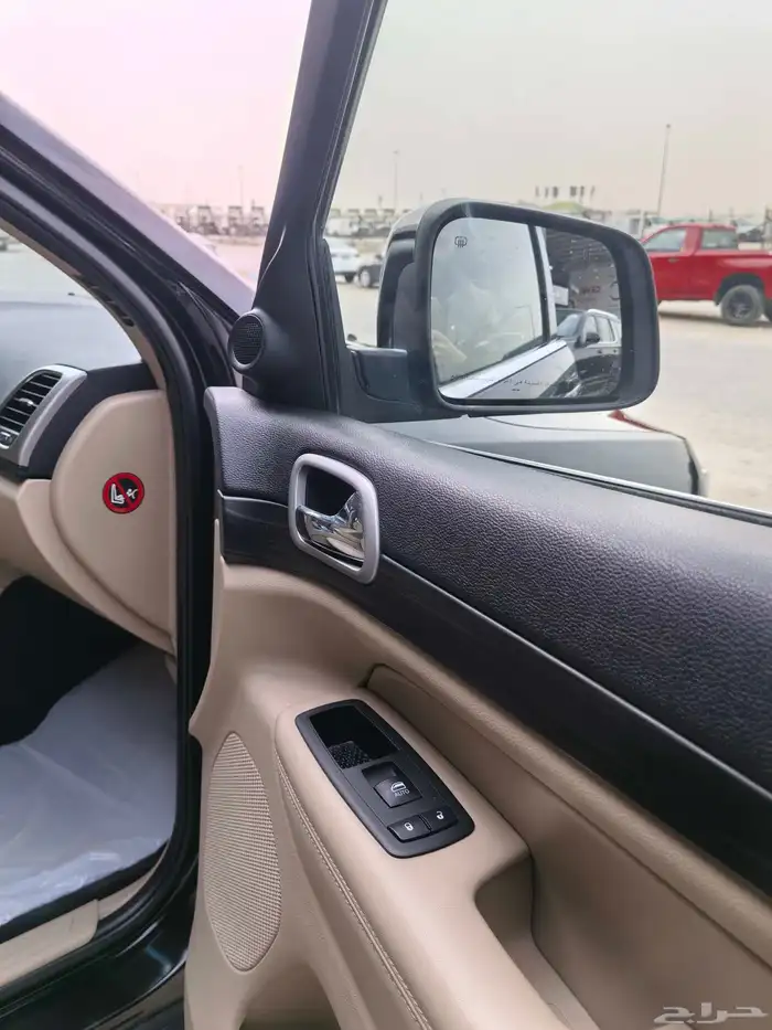 2021 Jeep Cherokee Laredo original body and engine 4