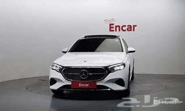 مرسيدس E200 موديل 25 4