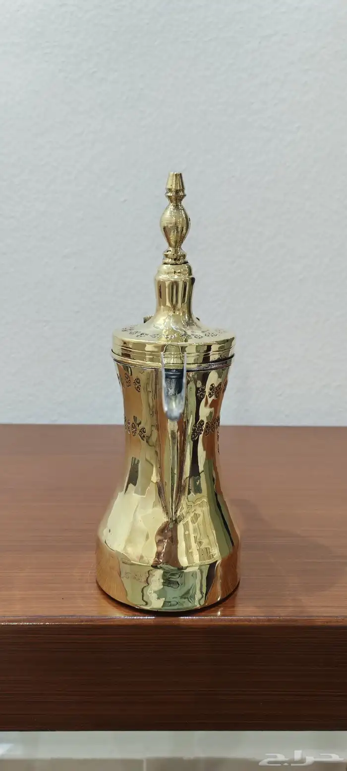 For sale an old Quraishiyyah dallah Omar AlYafi 2