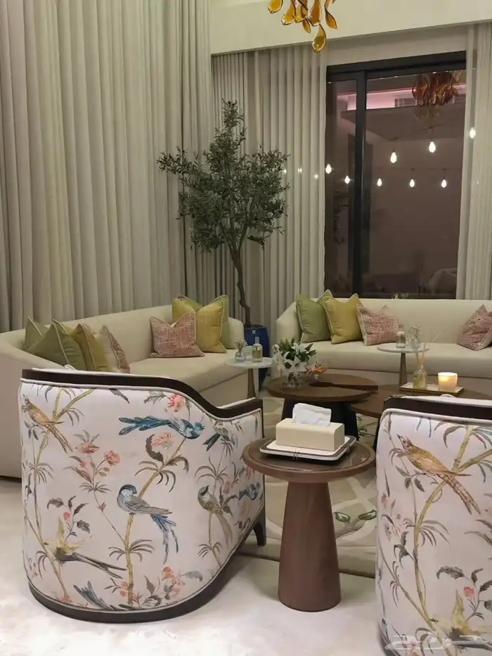 كنب ومفروشات للإستفسار   وتساب 33