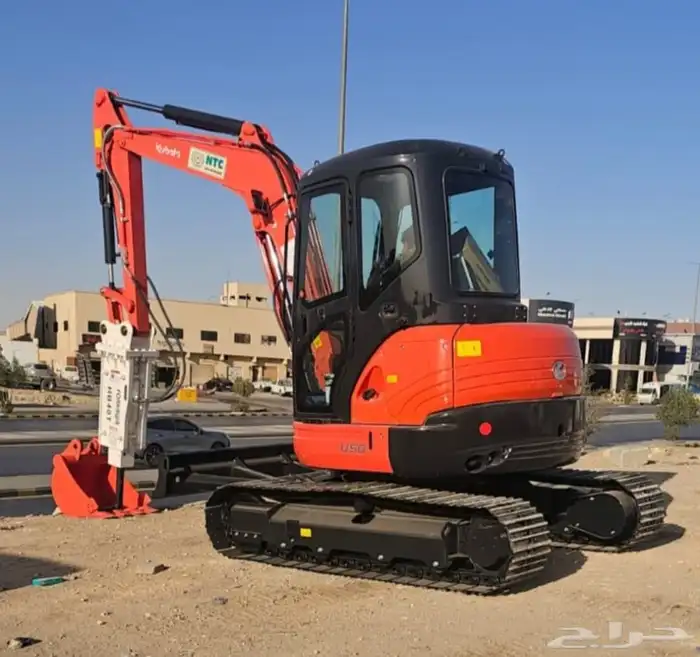 Small backhoe for rent 5