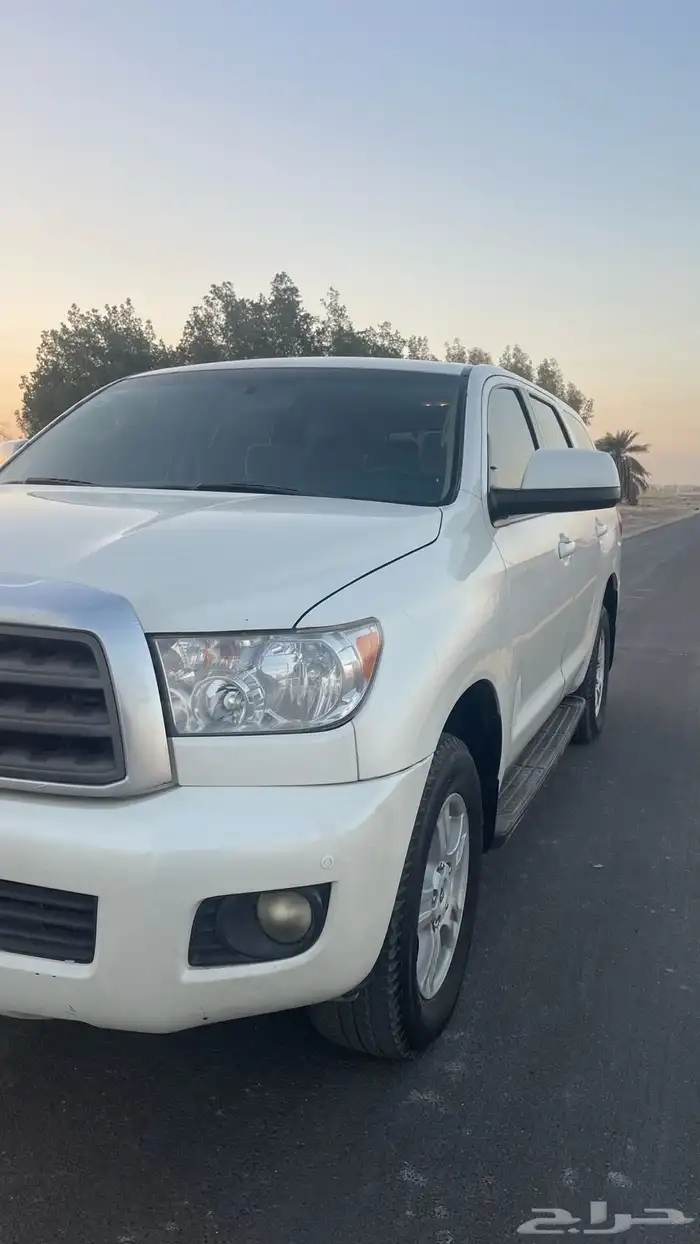 Toyota Sequoia 2015 model 2