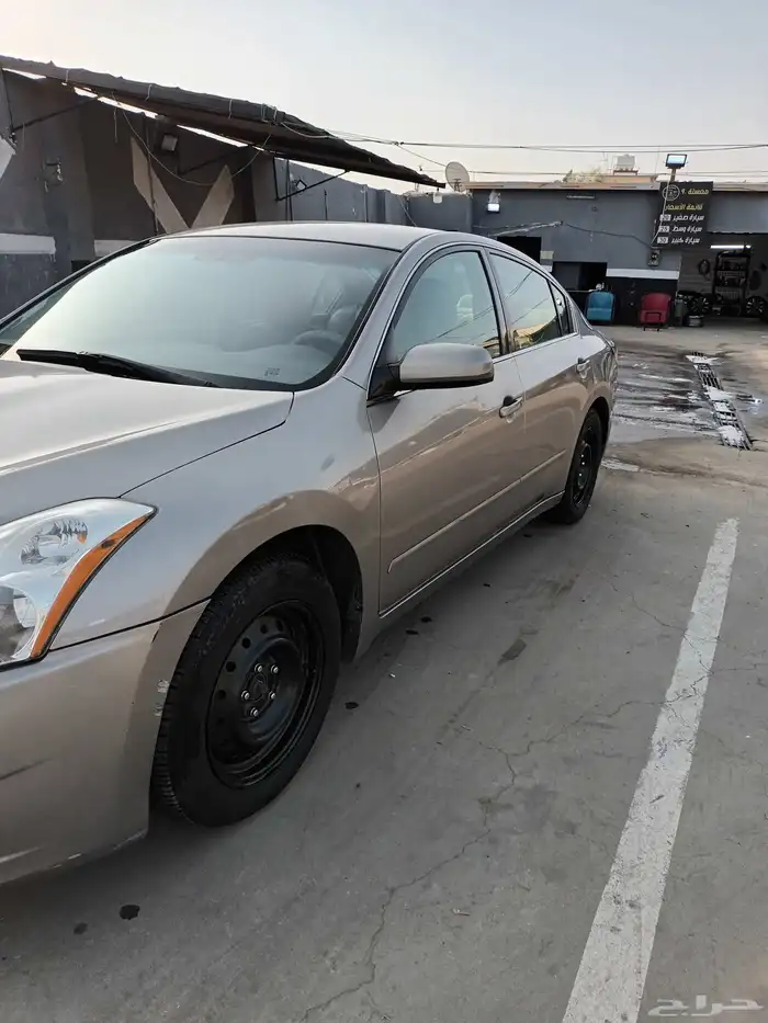 نيسان التيما 2011 7