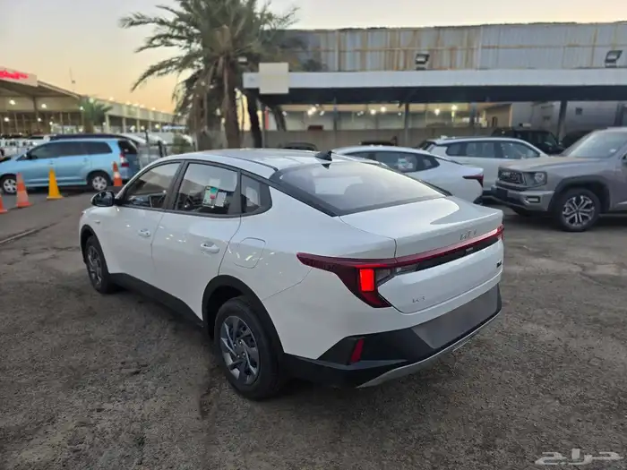 كيا K3 استاندر 2025 4