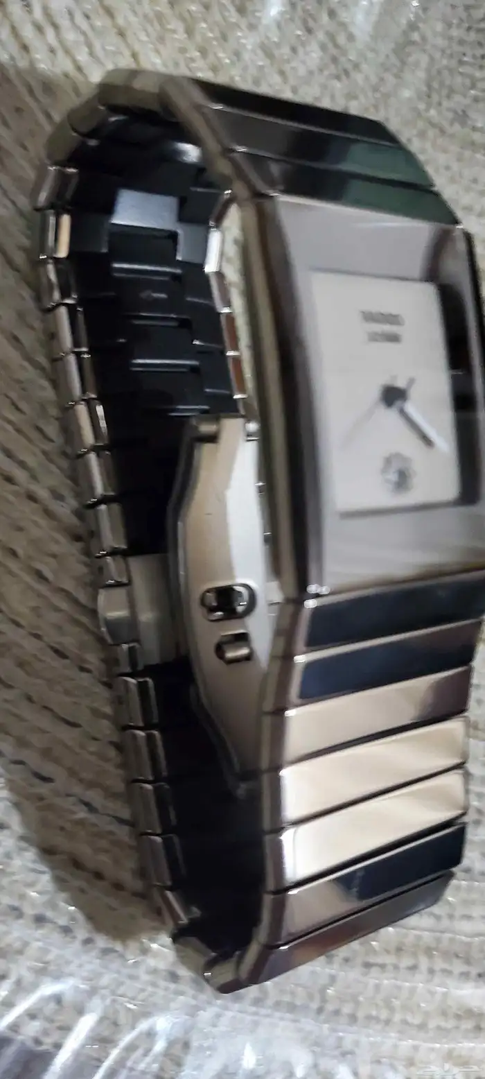 Rado ceramic watch for 500 riyals 4