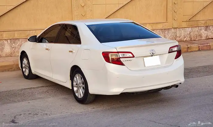 تويوتا كامري 2015 ( استاندر ) تم البيع 5