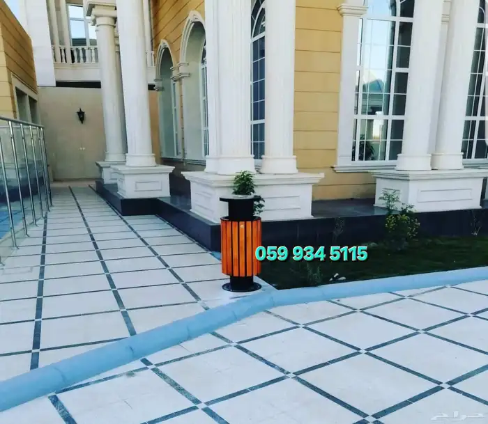 Classic Indoor Outdoor Trash Can Large Capacity 7