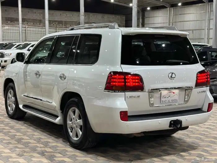 Lexus LX570 2009 model 7