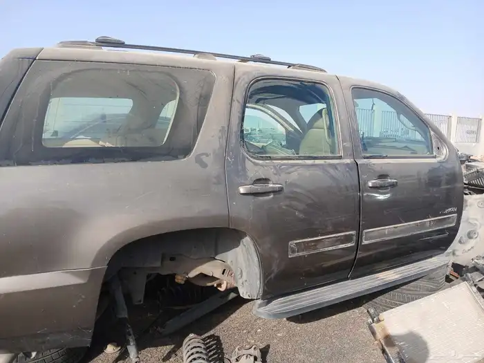 قطع غيار شيفروليه تاهو 2014 للبيع متوفر قطع غيار شيفروليه تا 1