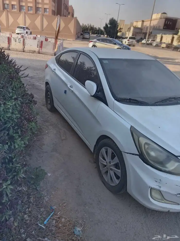 Hyundai Accent 2012 needs overhaul only nothing else 3