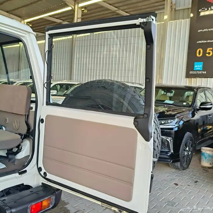 تويوتا ربع ابيض موديل 2024 13