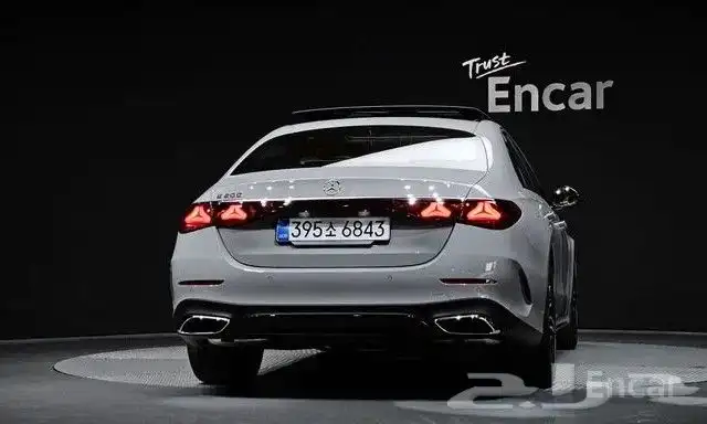 مرسيدس E200 موديل 26 3