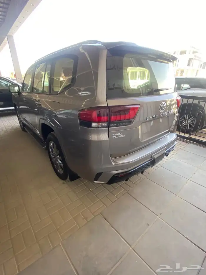 Land Cruiser GXR Al Sayer Original L5 Model 2026 10