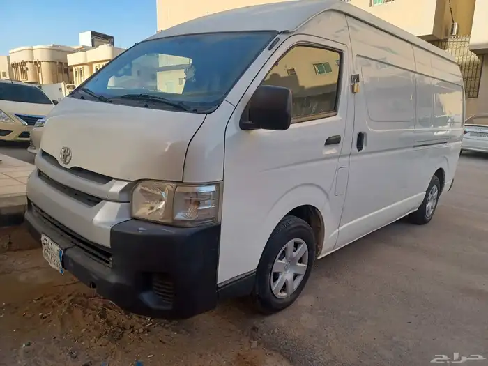 باص بضاعه قبه موديل 2014 بنزين 2