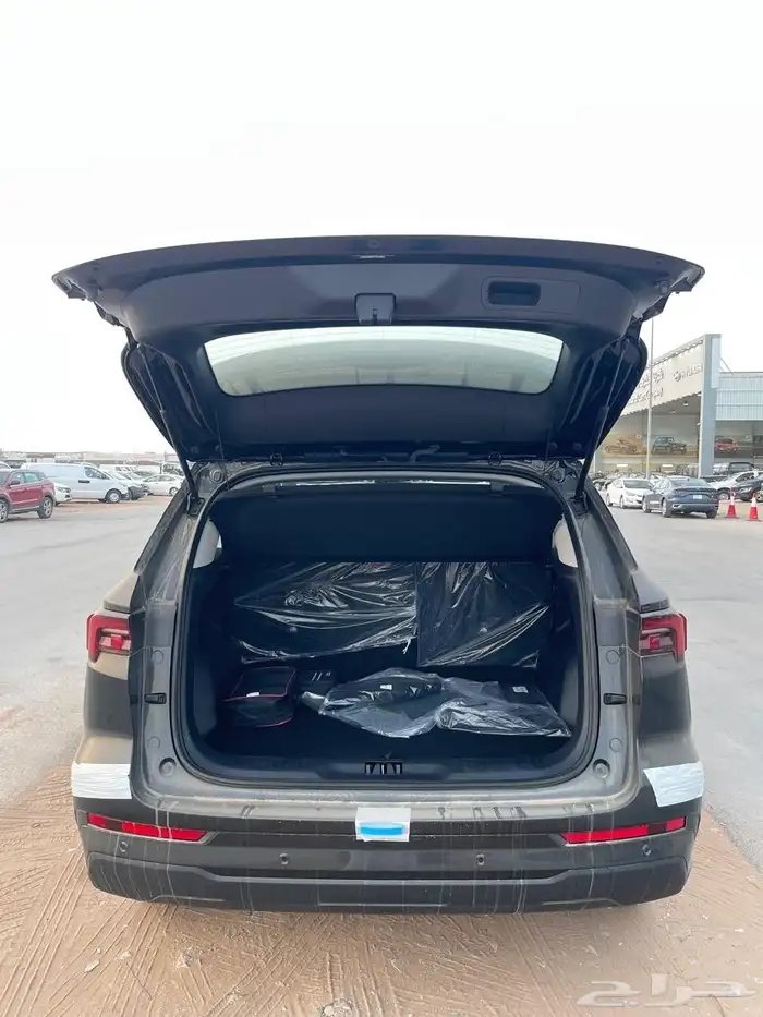 Ford Everest XLS Standard Gasoline Double Model 2025 Install 7